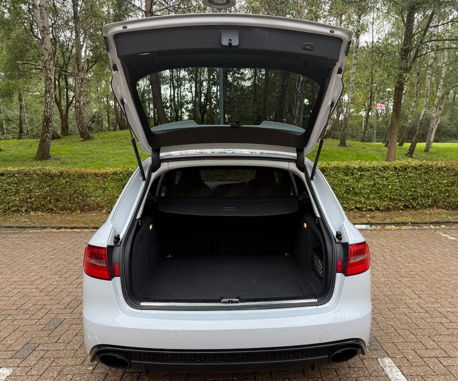 Used Audi RS4 2014 for sale - 76170423: Photo 9