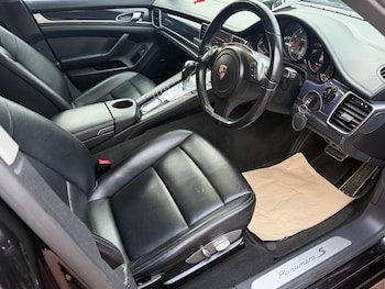 Used Porsche Panamera 2011 for sale - 76025910: Photo
