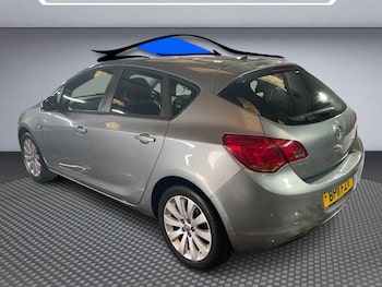 Used Vauxhall Astra 2011 for sale - 78915520: Photo