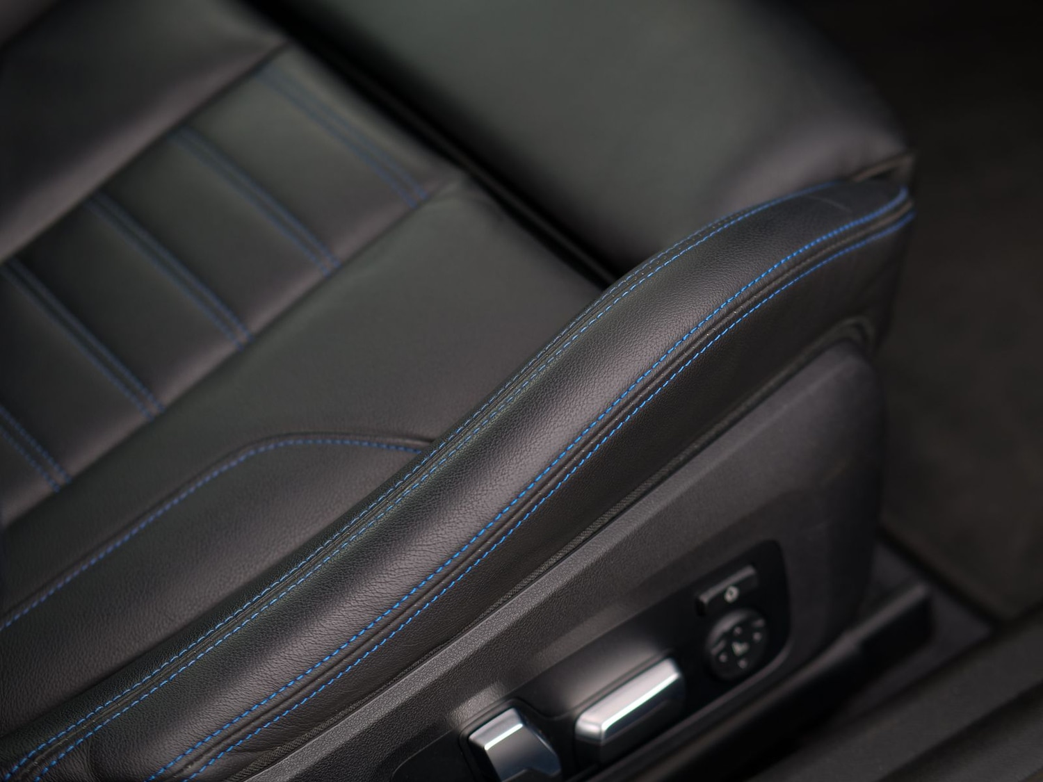 Used BMW 2 Series 2023 for sale - 77158080: Photo 22