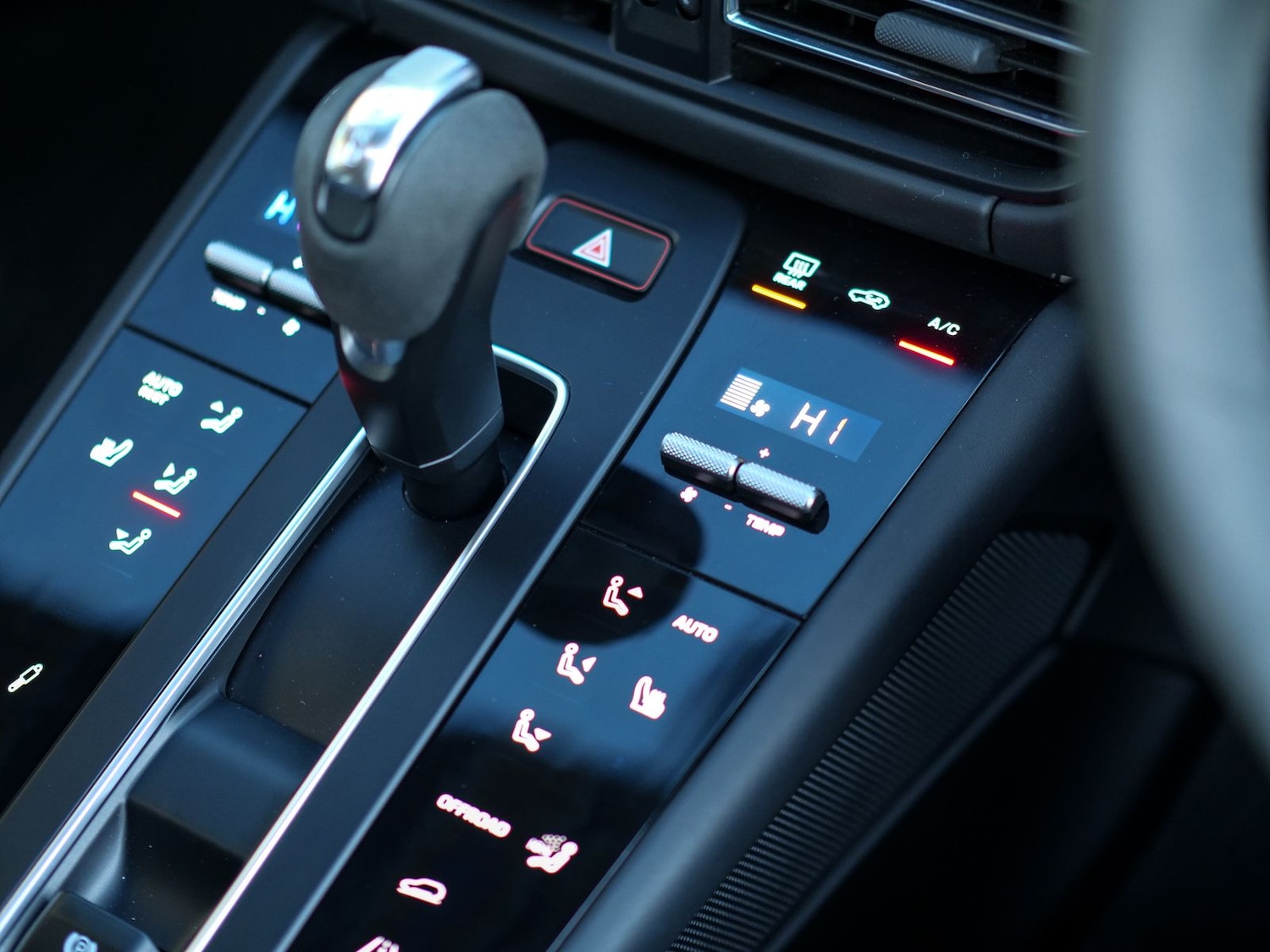 Used Porsche Macan 2022 for sale - 77960059: Photo 38