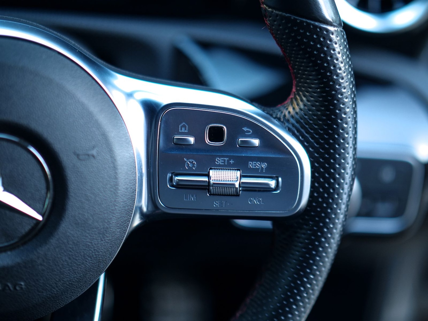 Used Mercedes-Benz A-Class 2019 for sale - 77122695: Photo 28