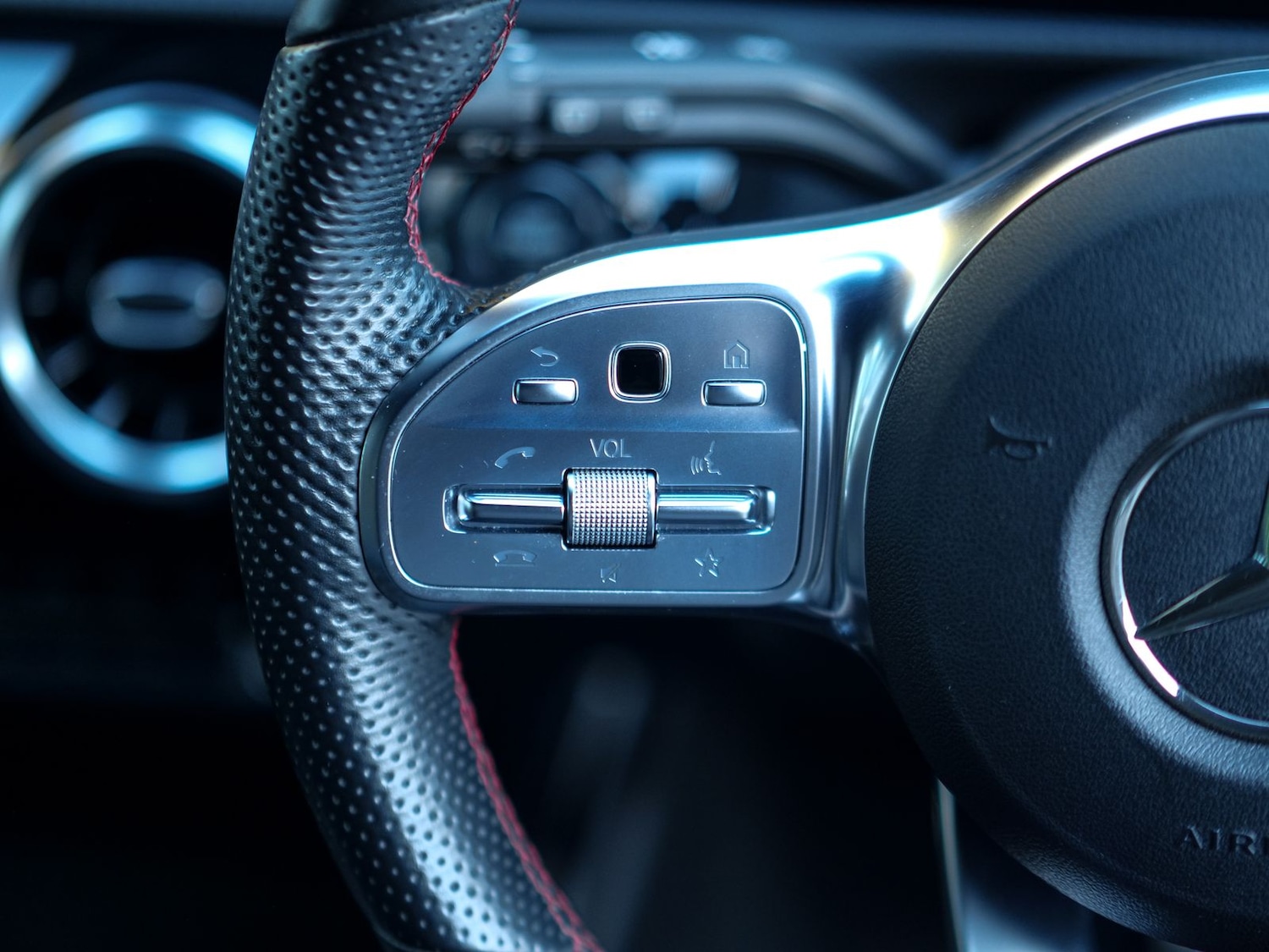 Used Mercedes-Benz A-Class 2019 for sale - 77122695: Photo 29