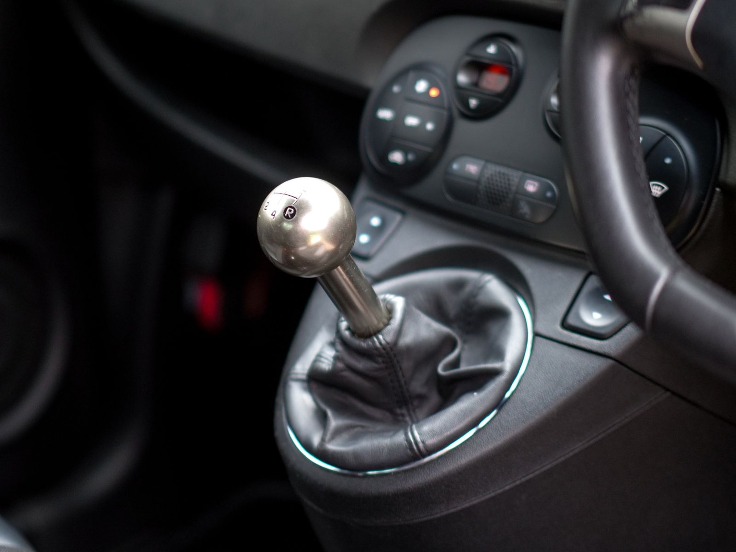 Used Abarth 595 2015 for sale - 76772308: Photo 15