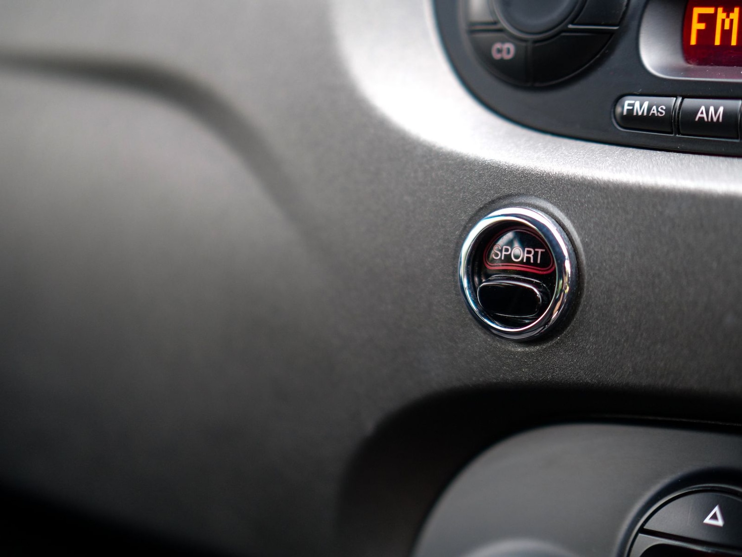 Used Abarth 595 2015 for sale - 76772308: Photo 26