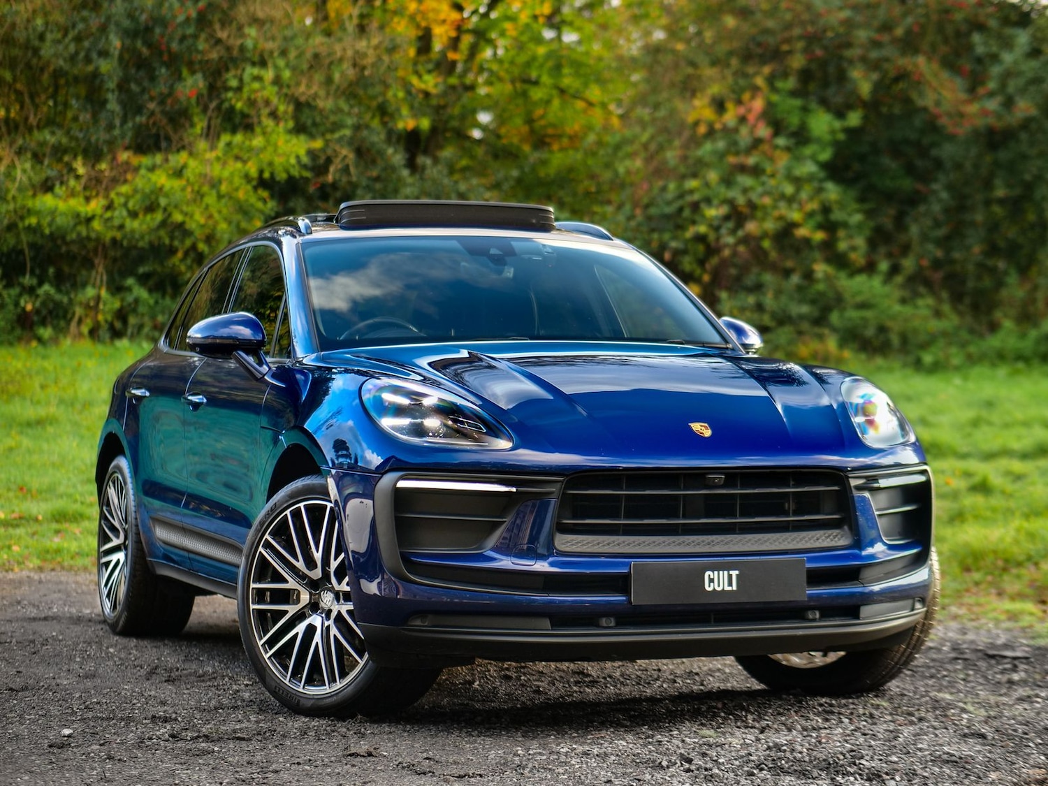 Used Porsche Macan 2022 for sale - 76772307: Photo 1