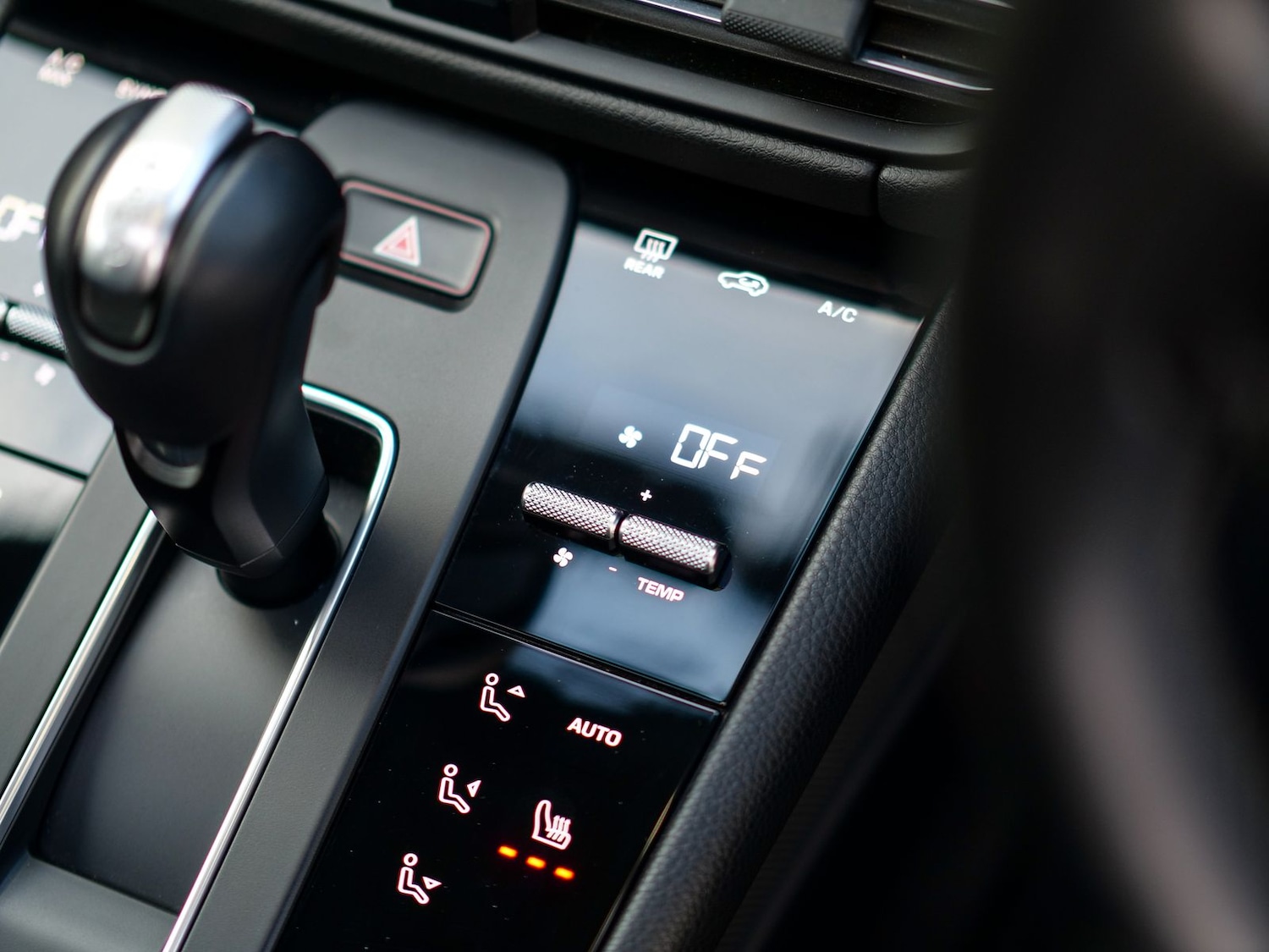 Used Porsche Macan 2022 for sale - 76772307: Photo 27