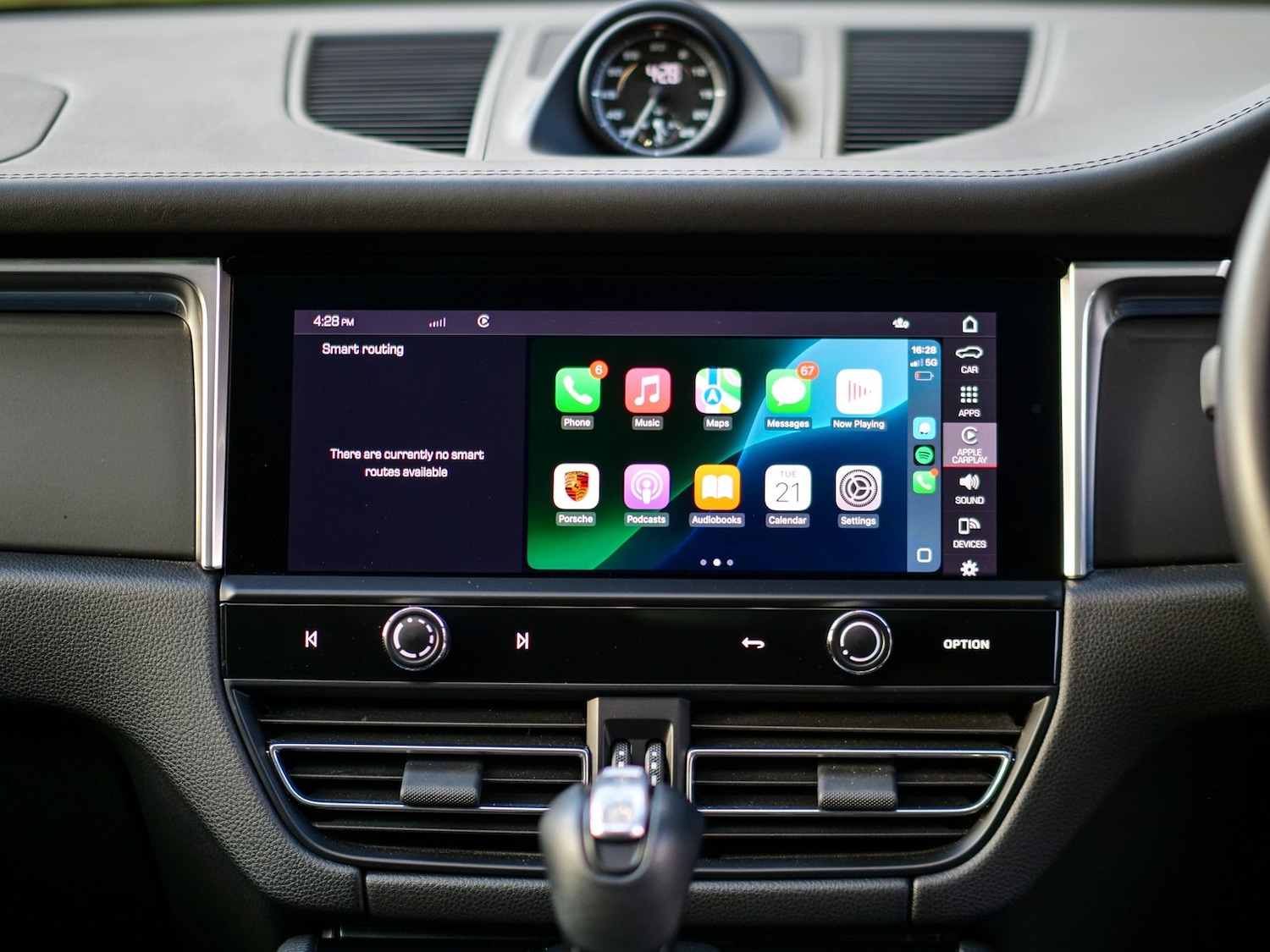 Used Porsche Macan 2022 for sale - 76772307: Photo 8