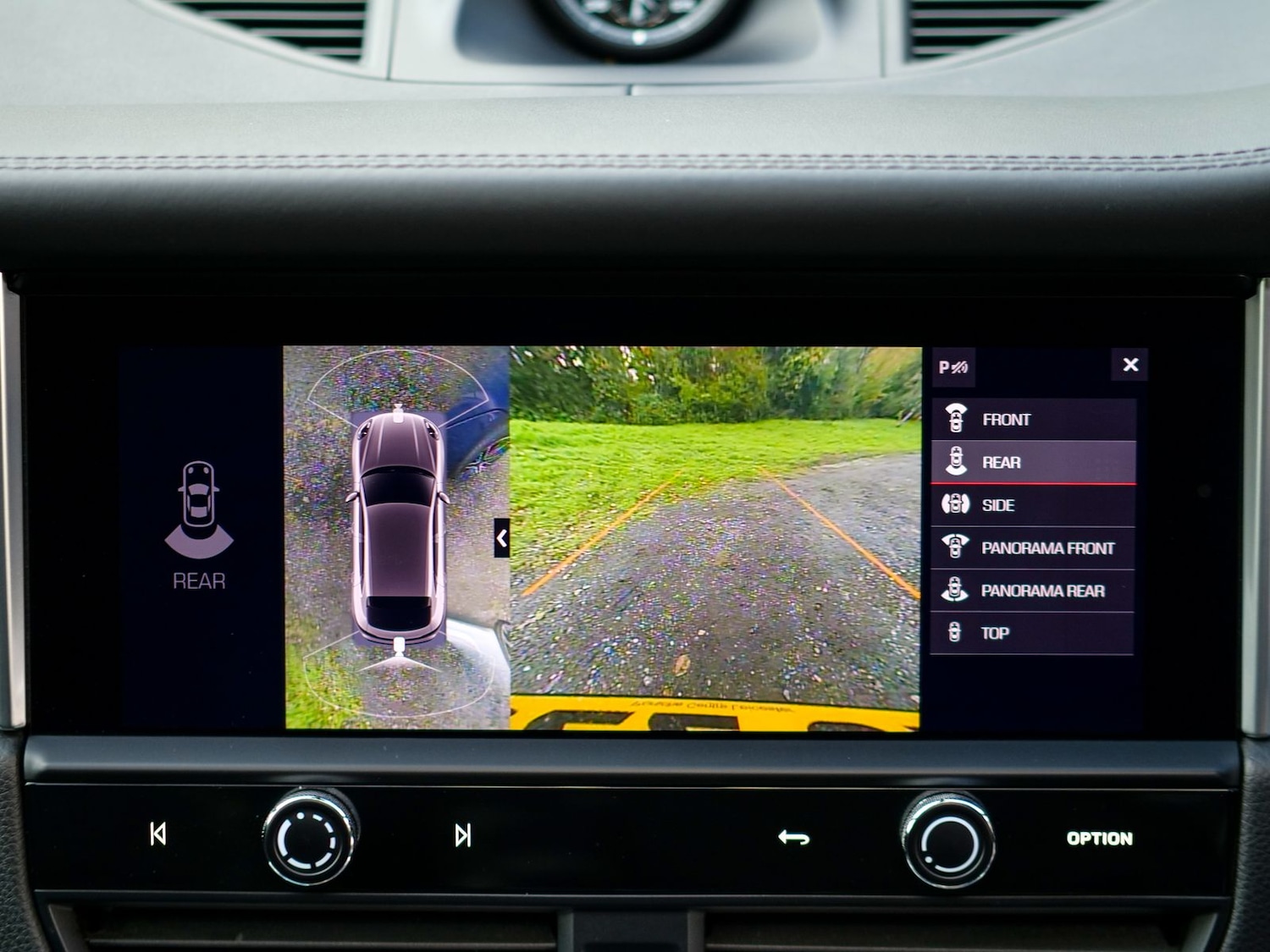 Used Porsche Macan 2022 for sale - 76772307: Photo 9