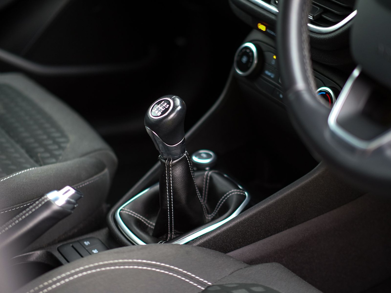 Used Ford Fiesta 2017 for sale - 76772305: Photo 29