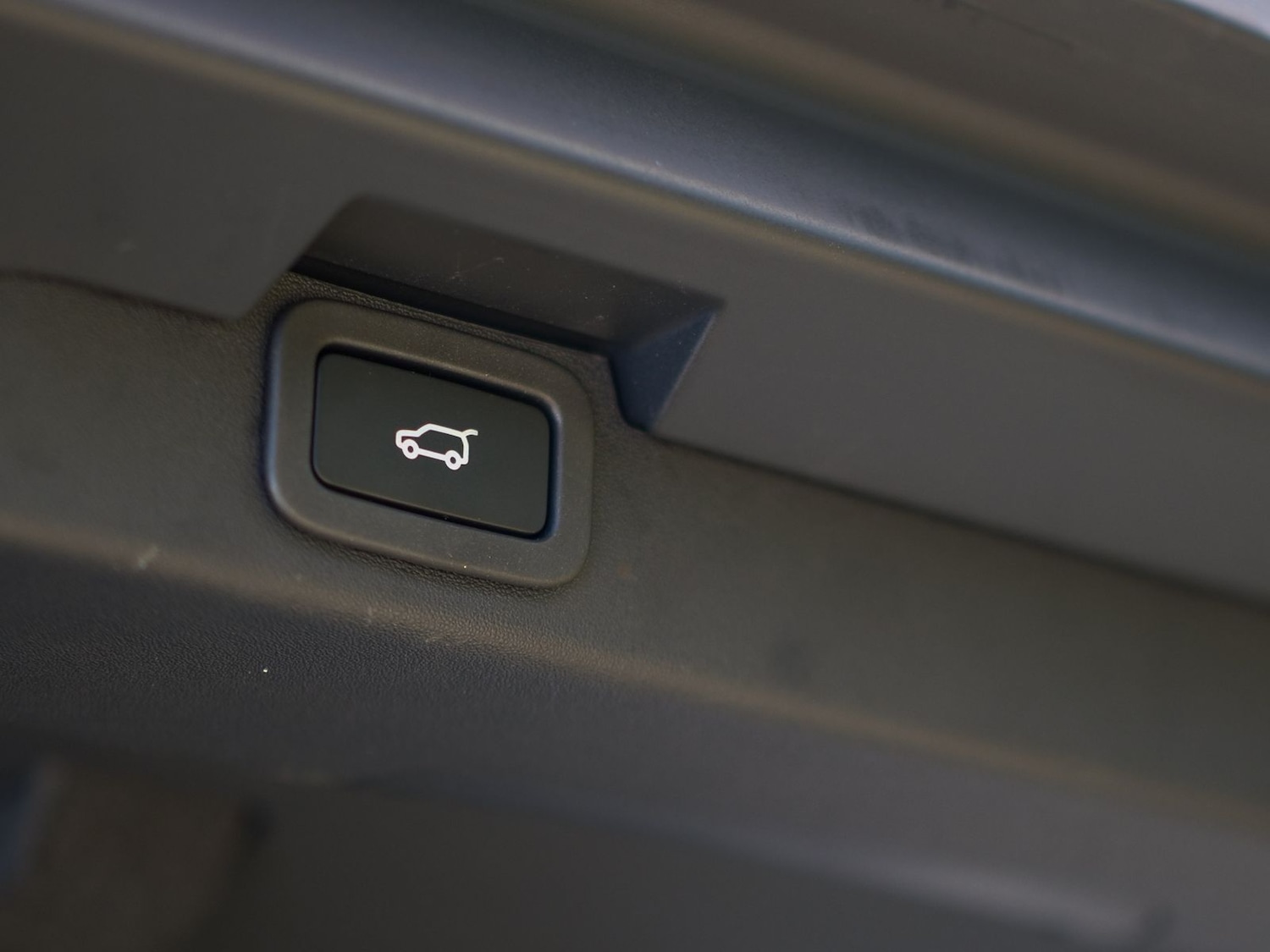 Used Land Rover Discovery 2020 for sale - 77092841: Photo 25