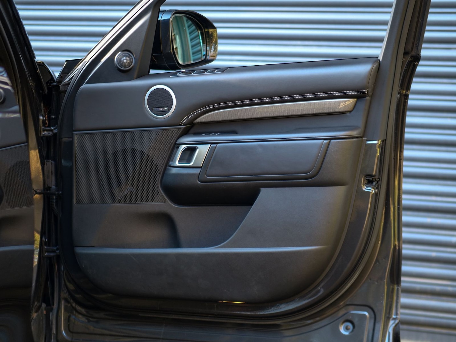 Used Land Rover Discovery 2020 for sale - 77092841: Photo 33