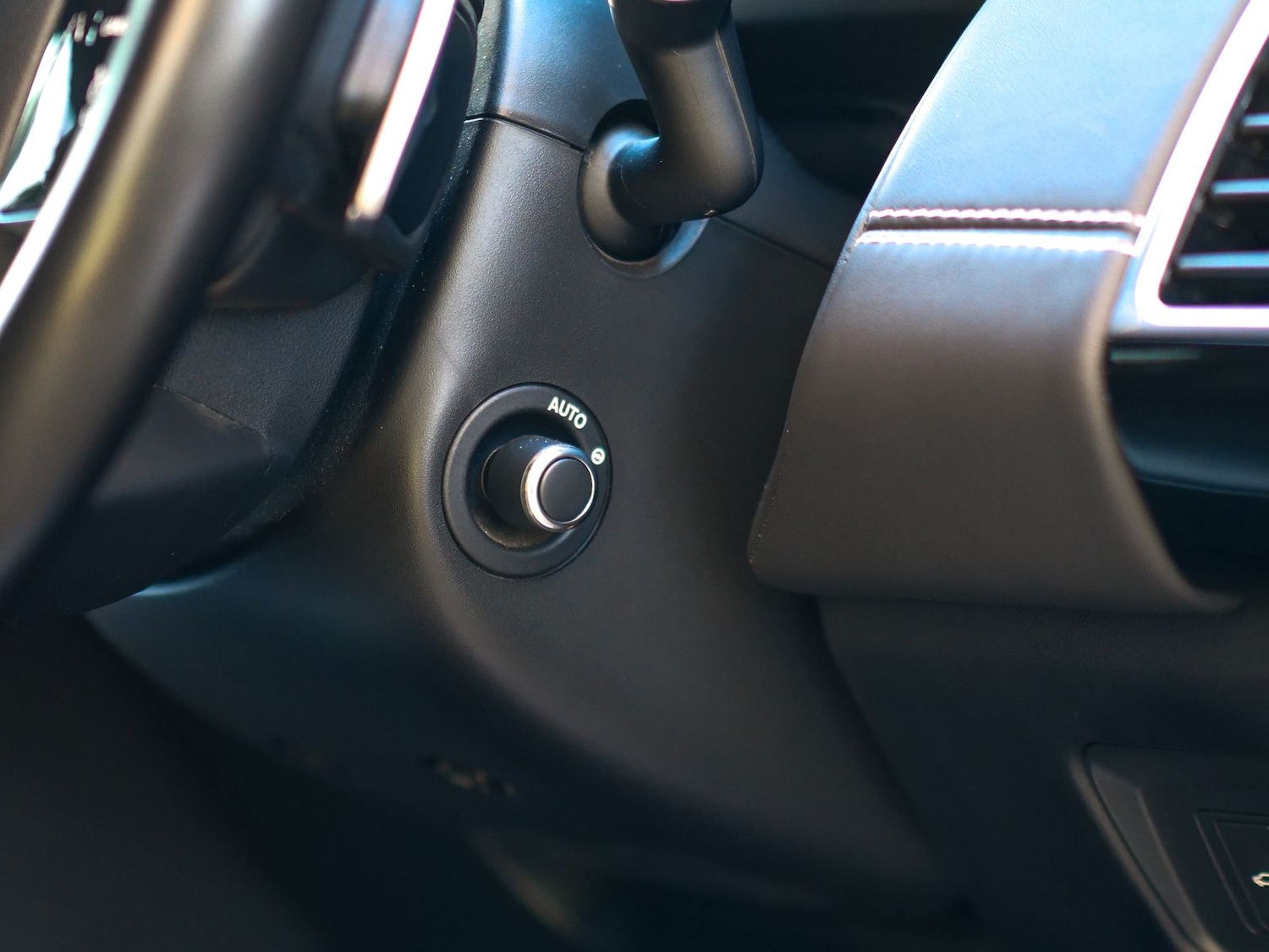 Used Land Rover Discovery 2020 for sale - 77092841: Photo 36