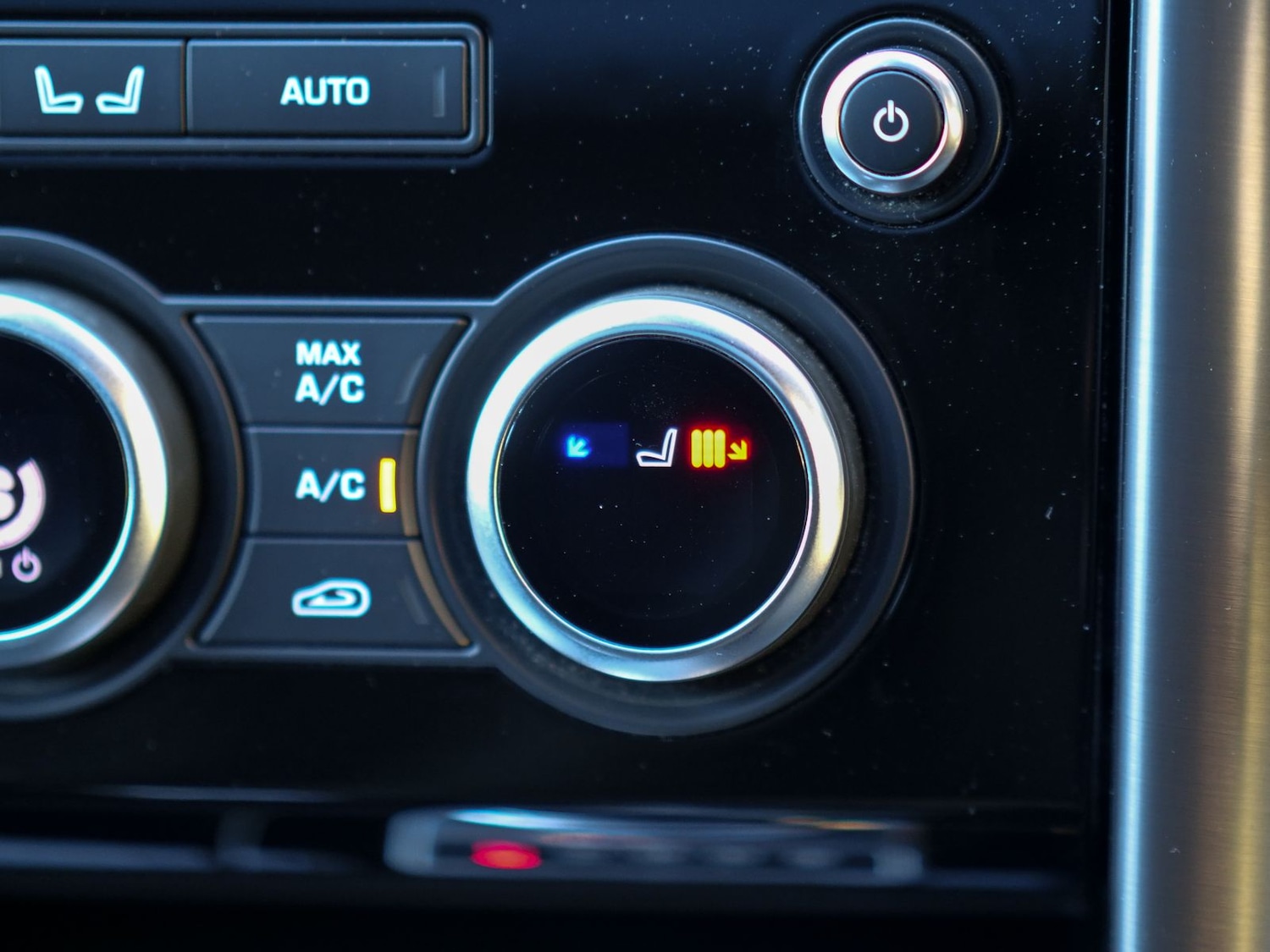 Used Land Rover Discovery 2020 for sale - 77092841: Photo 40