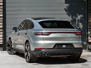 Used Porsche Cayenne 2021 for sale - 79170847: Photo