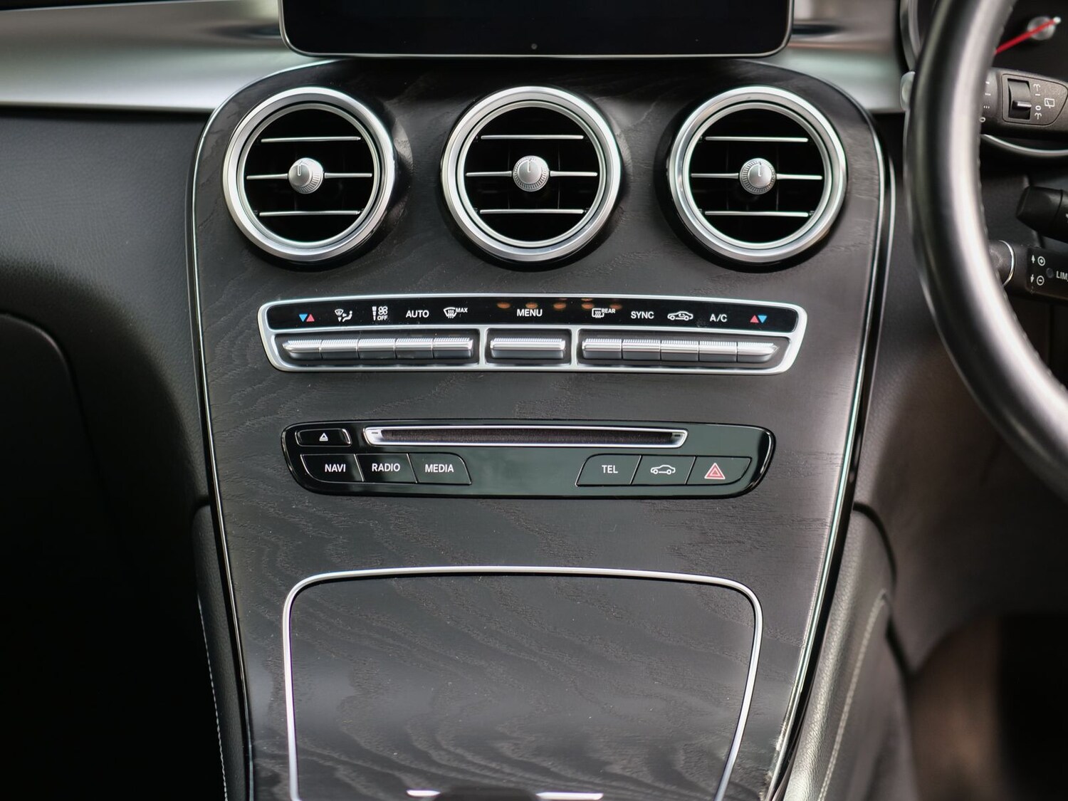 Used Mercedes-Benz GLC 2018 for sale - 77552521: Photo 36