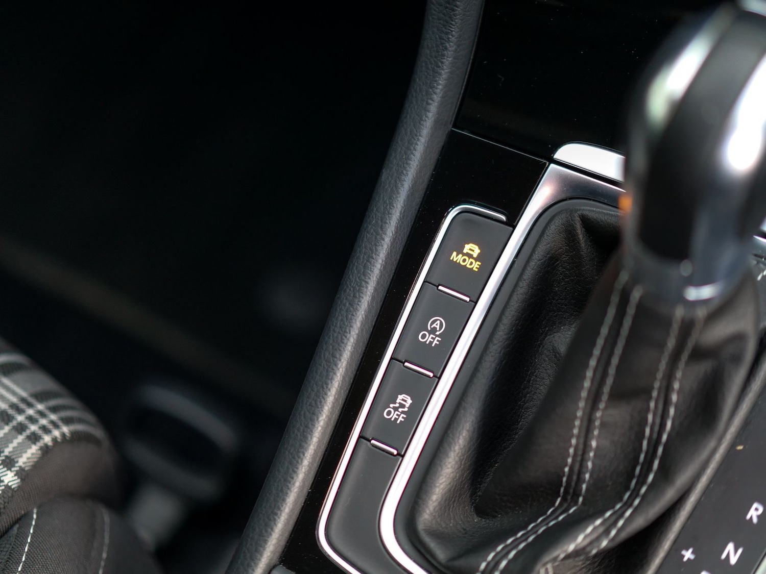 Used Volkswagen Golf 2017 for sale - 76966922: Photo 24