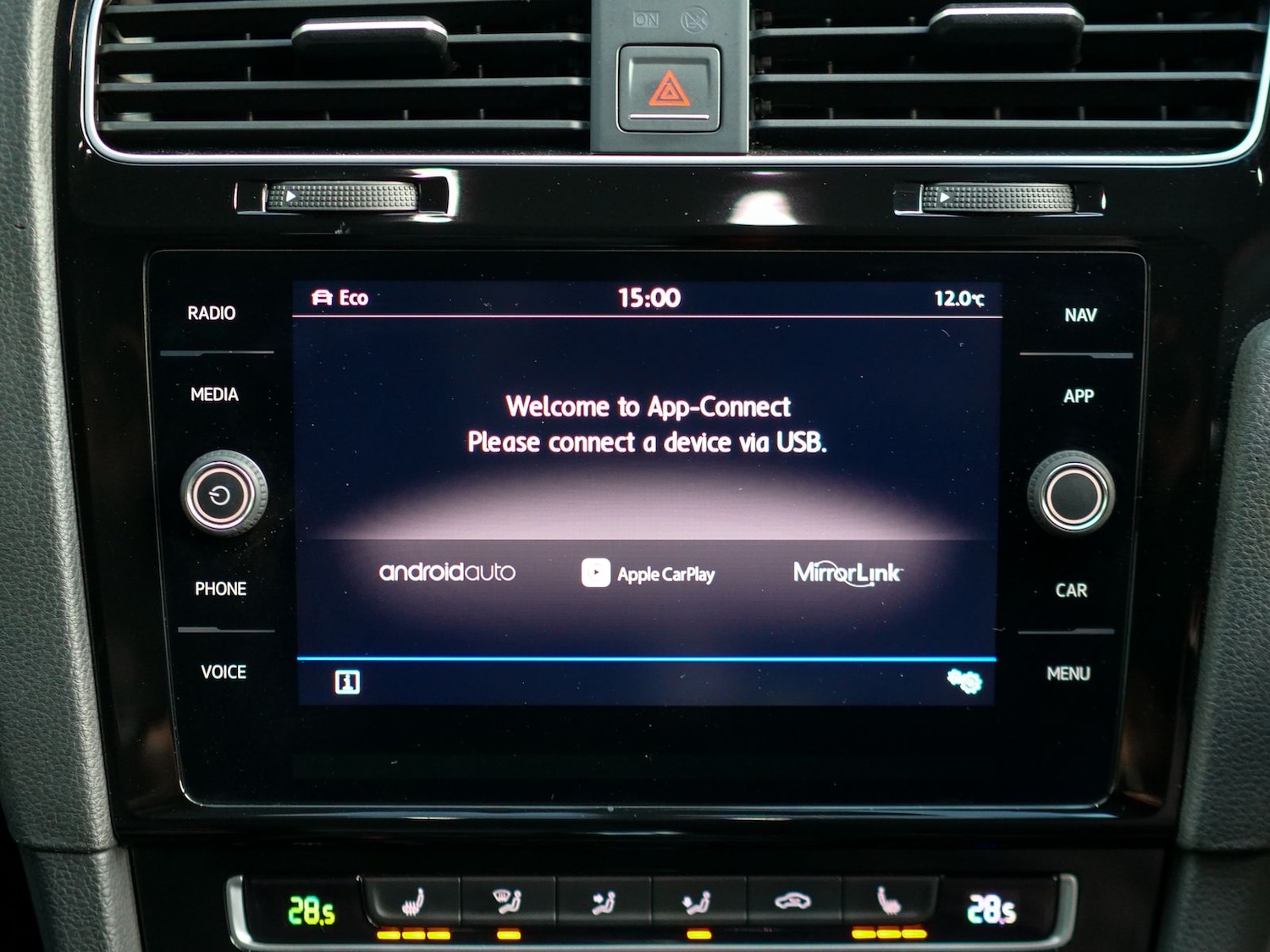 Used Volkswagen Golf 2017 for sale - 76966922: Photo 26