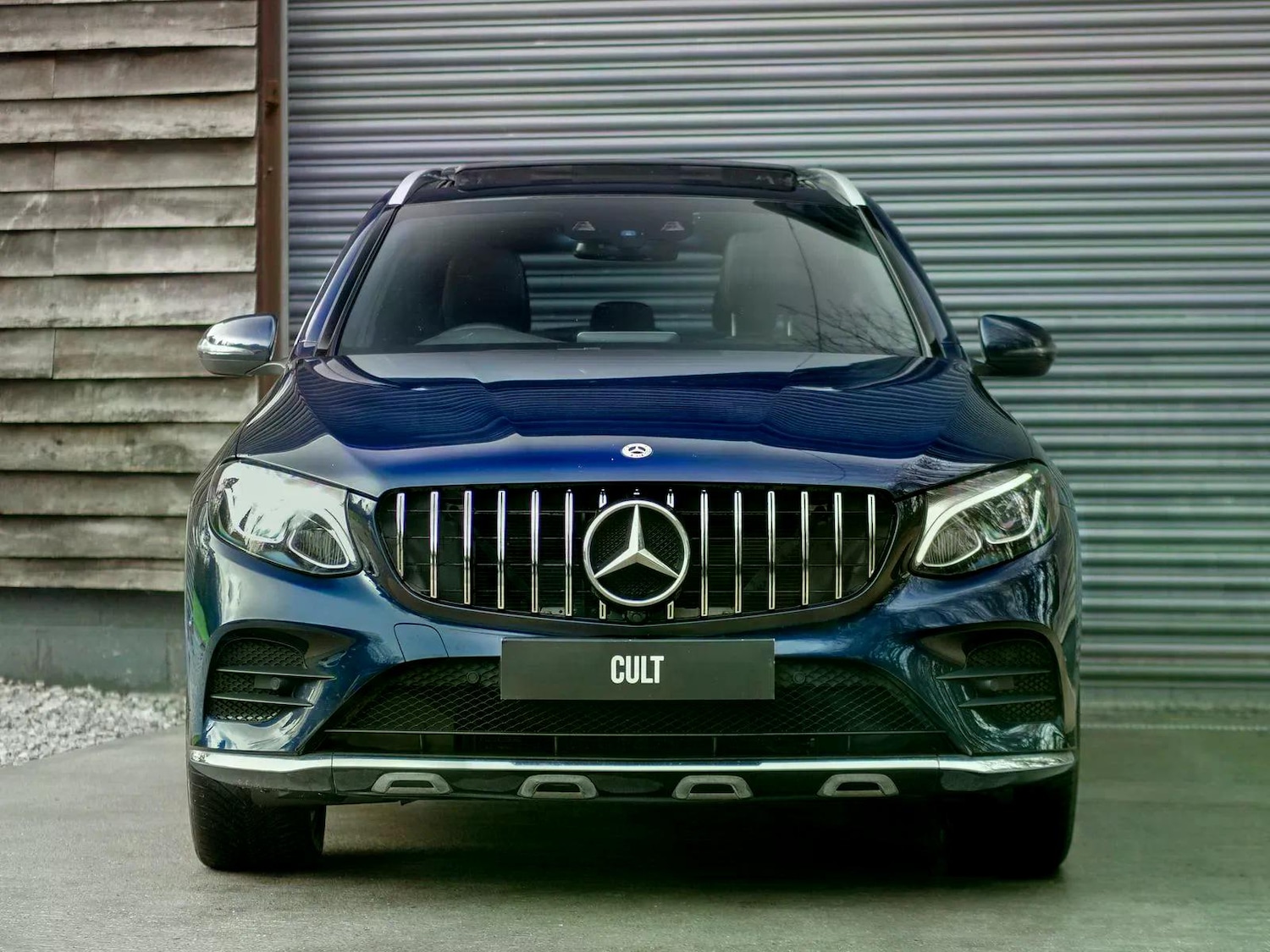 Used Mercedes-Benz GLC 2018 for sale - 78187120: Photo 2