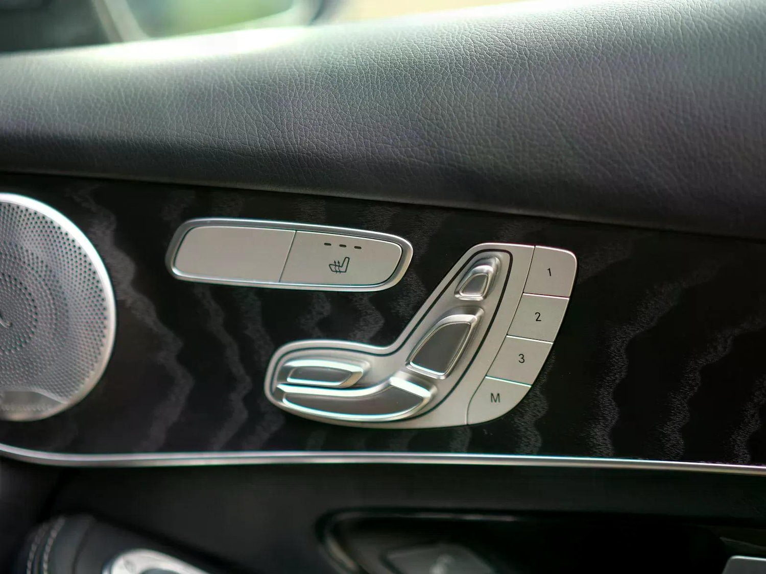 Used Mercedes-Benz GLC 2018 for sale - 78187120: Photo 46