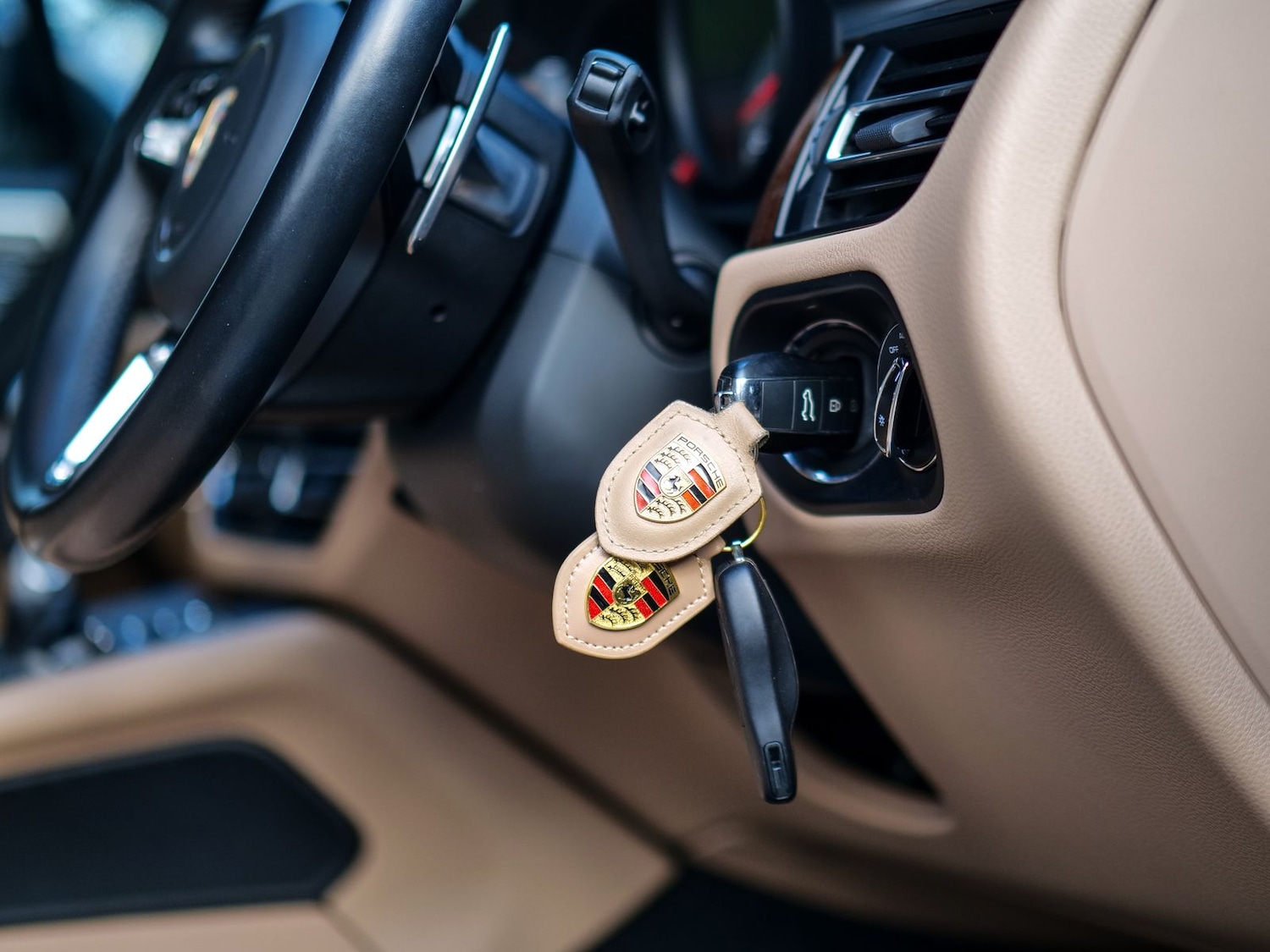 Used Porsche Macan 2021 for sale - 77321436: Photo 14