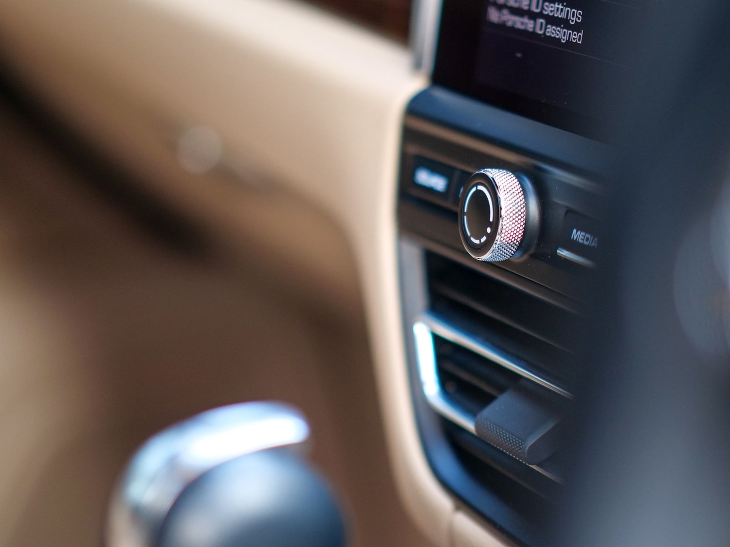 Used Porsche Macan 2021 for sale - 77321436: Photo 17