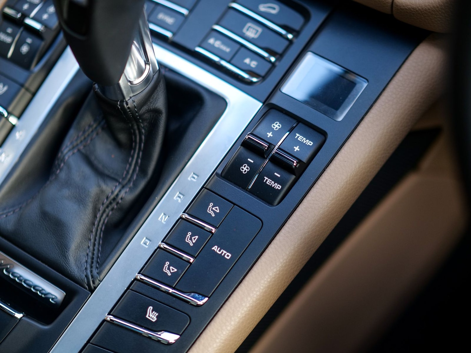 Used Porsche Macan 2021 for sale - 77321436: Photo 31