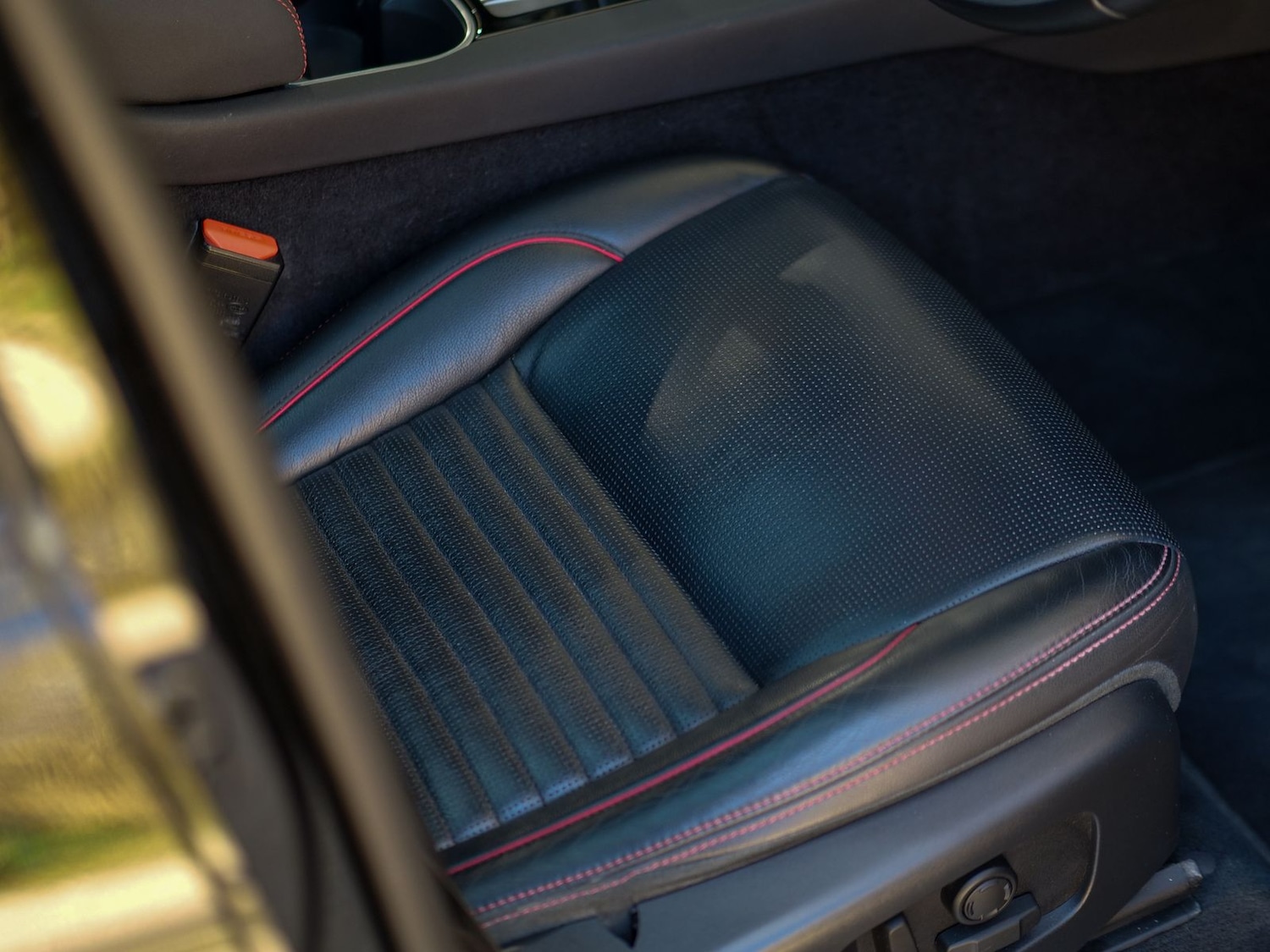 Used Land Rover Discovery Sport 2021 for sale - 77983056: Photo 18