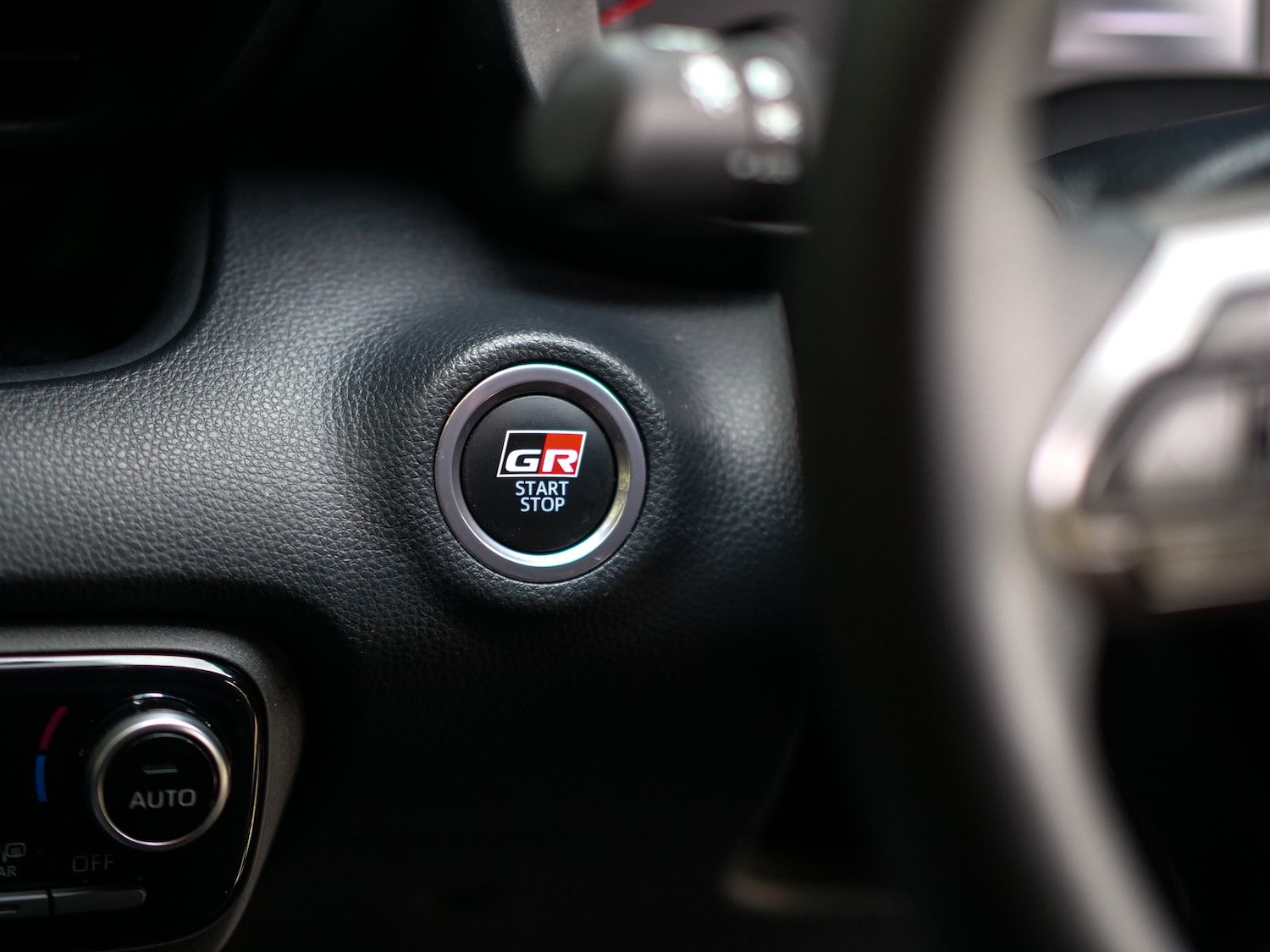 Used Toyota Yaris 2022 for sale - 77092839: Photo 25