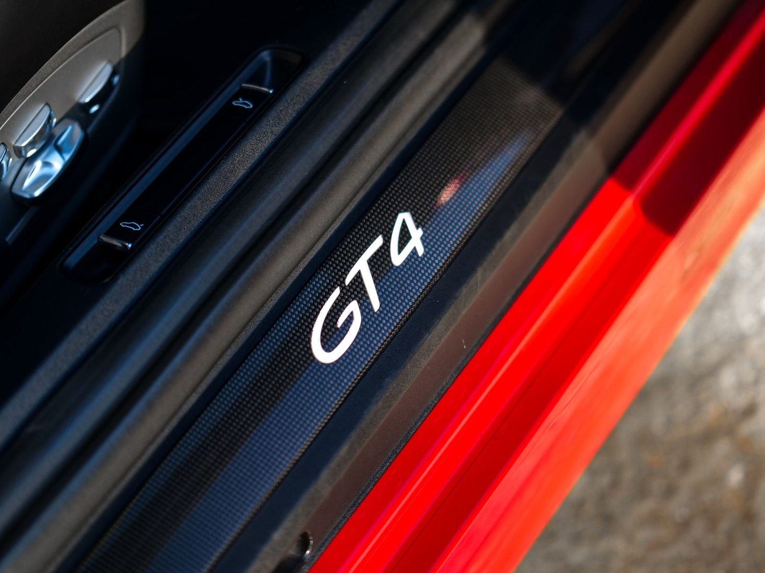 Used Porsche Cayman 2015 for sale - 76772302: Photo 11