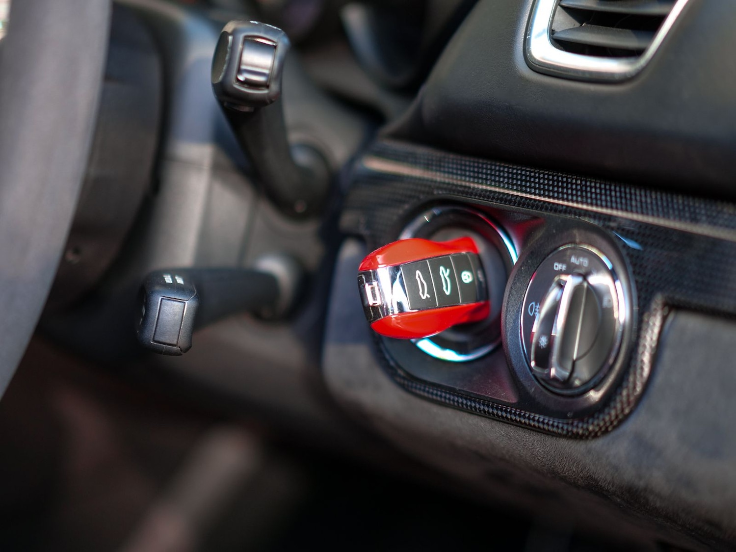 Used Porsche Cayman 2015 for sale - 76772302: Photo 29