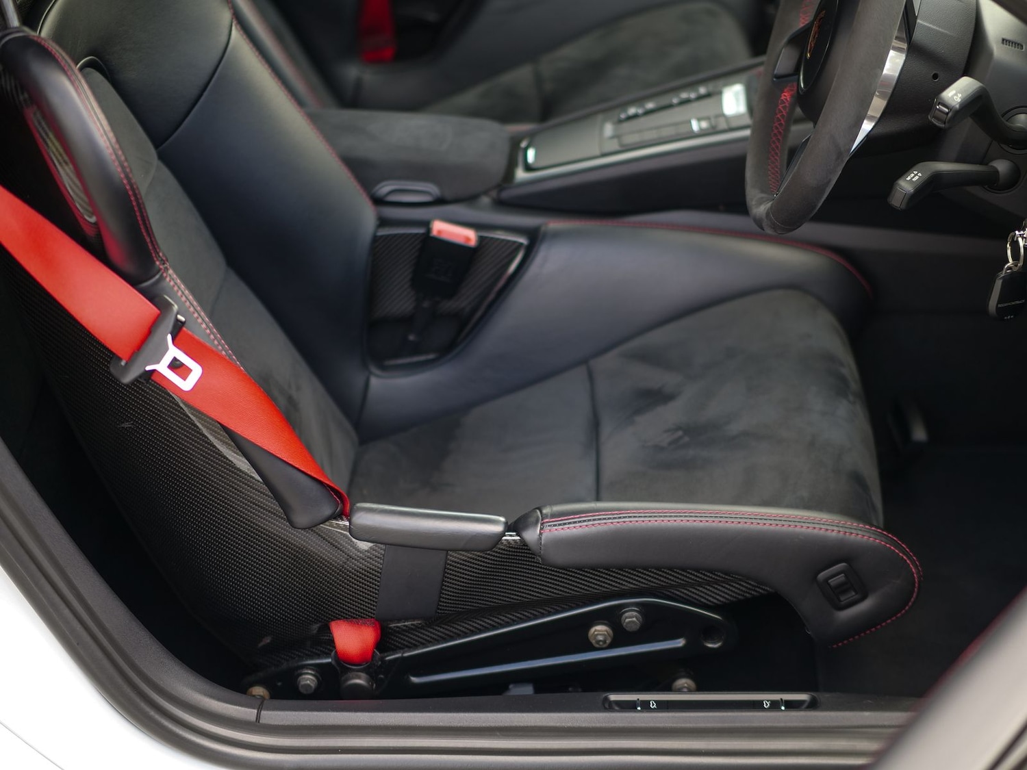 Used Porsche Cayman 2016 for sale - 76772301: Photo 16