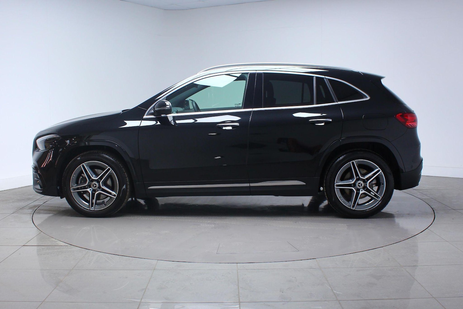 Used Mercedes-Benz GLA 2023 for sale - 76109486: Photo 8