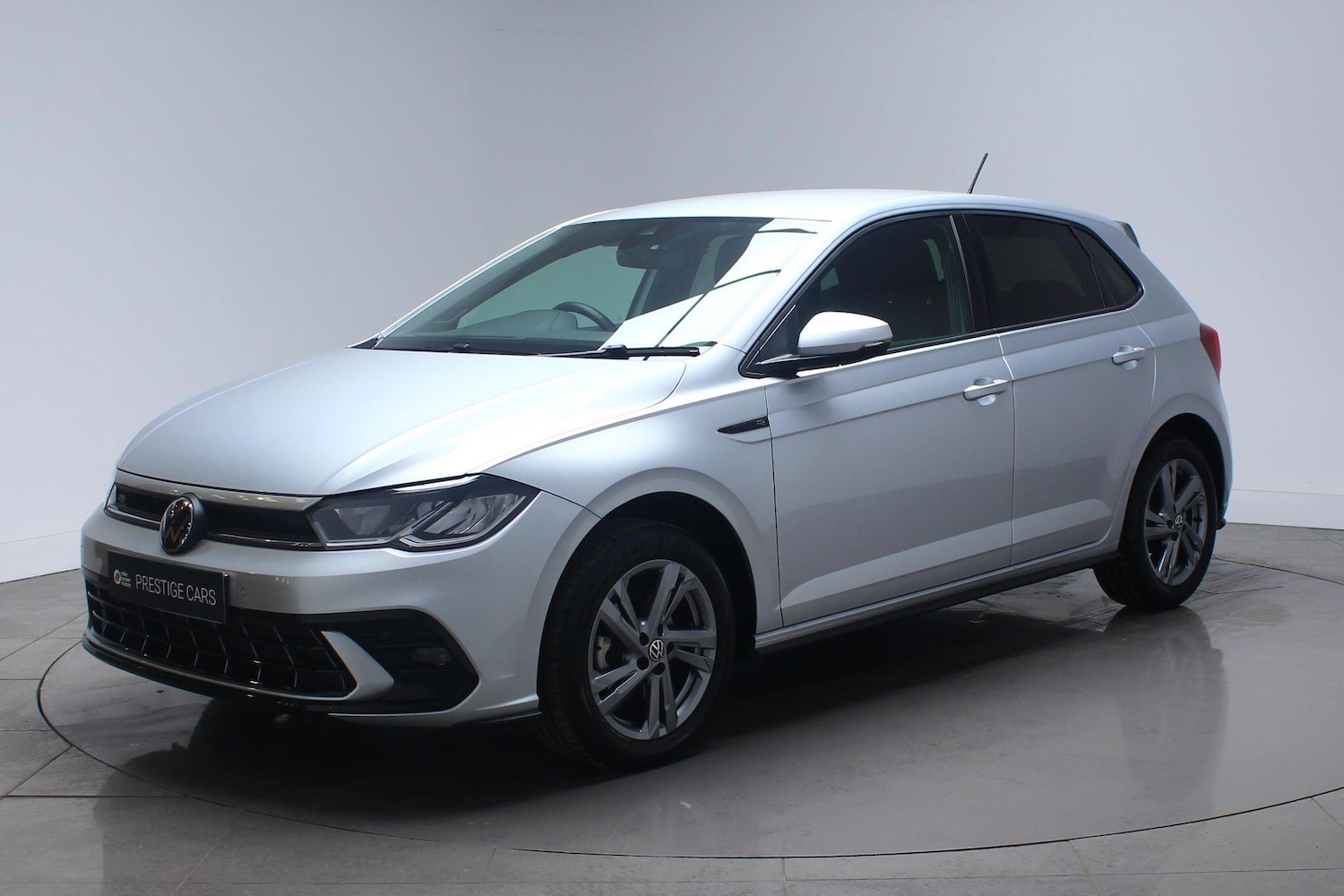 Used Volkswagen Polo 2024 for sale - 76122777: Photo 1
