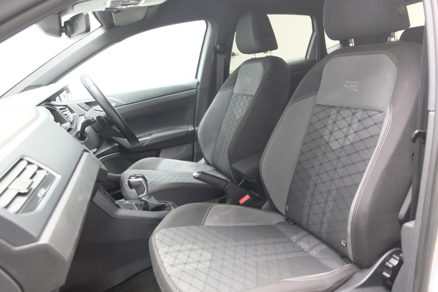 Used Volkswagen Polo 2024 for sale - 76122777: Photo 13