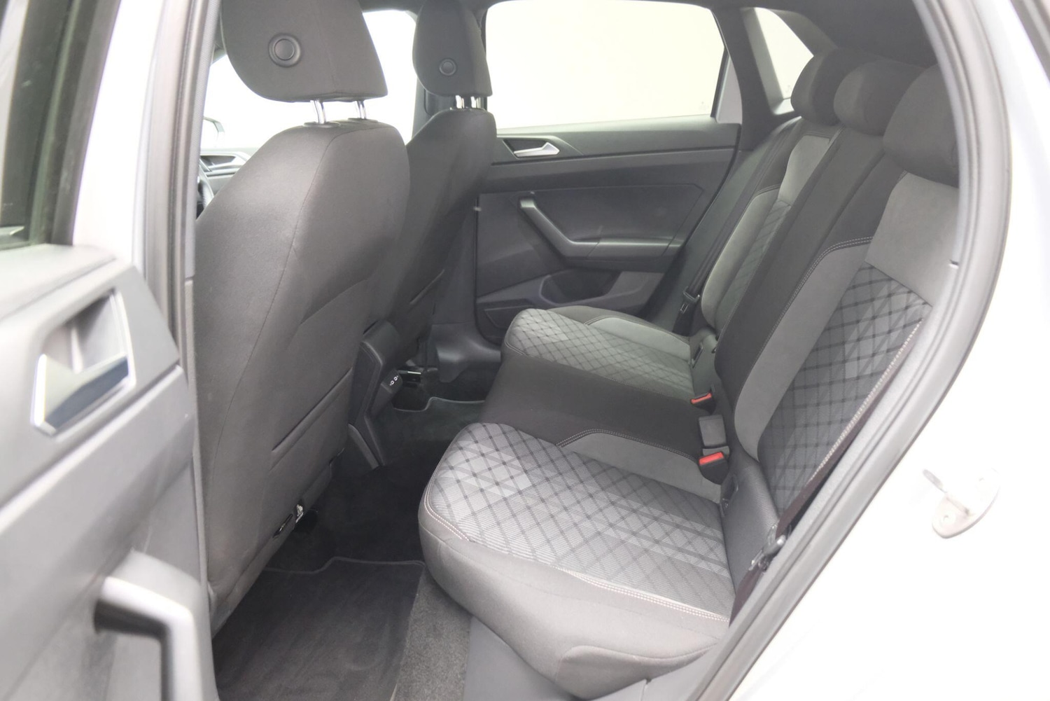 Used Volkswagen Polo 2024 for sale - 76122777: Photo 14