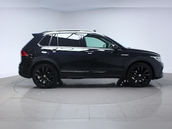 Used Volkswagen Tiguan 2024 for sale - 75402115: Photo