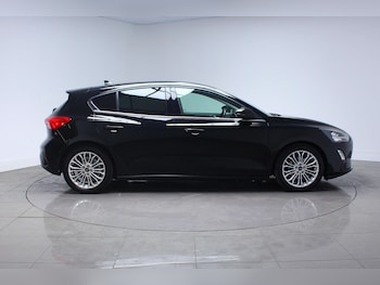 Used Ford Focus 2021 for sale - 75577837: Photo