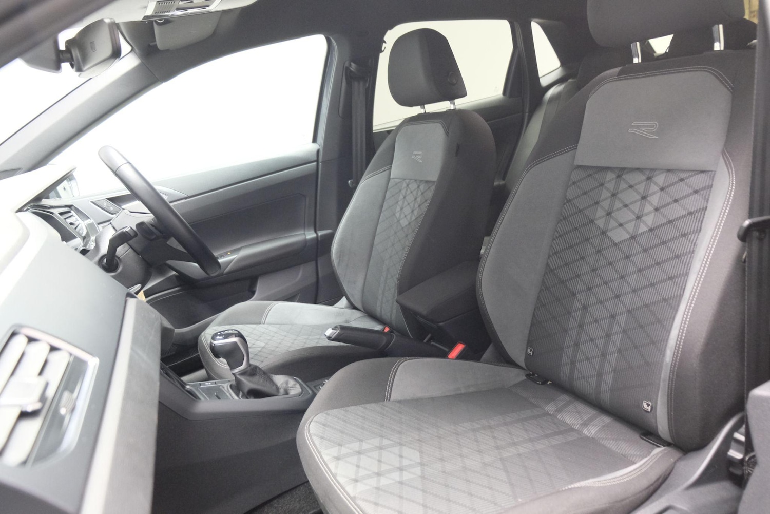 Used Volkswagen Polo 2024 for sale - 76109294: Photo 13