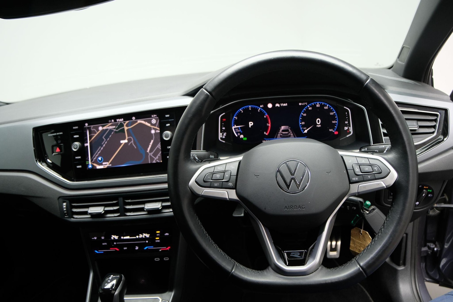 Used Volkswagen Polo 2024 for sale - 76109294: Photo 9