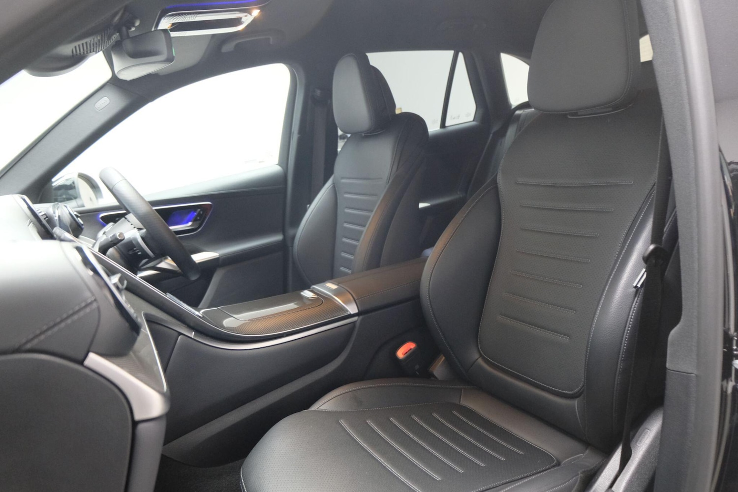 Used Mercedes-Benz GLC 2023 for sale - 76121371: Photo 13