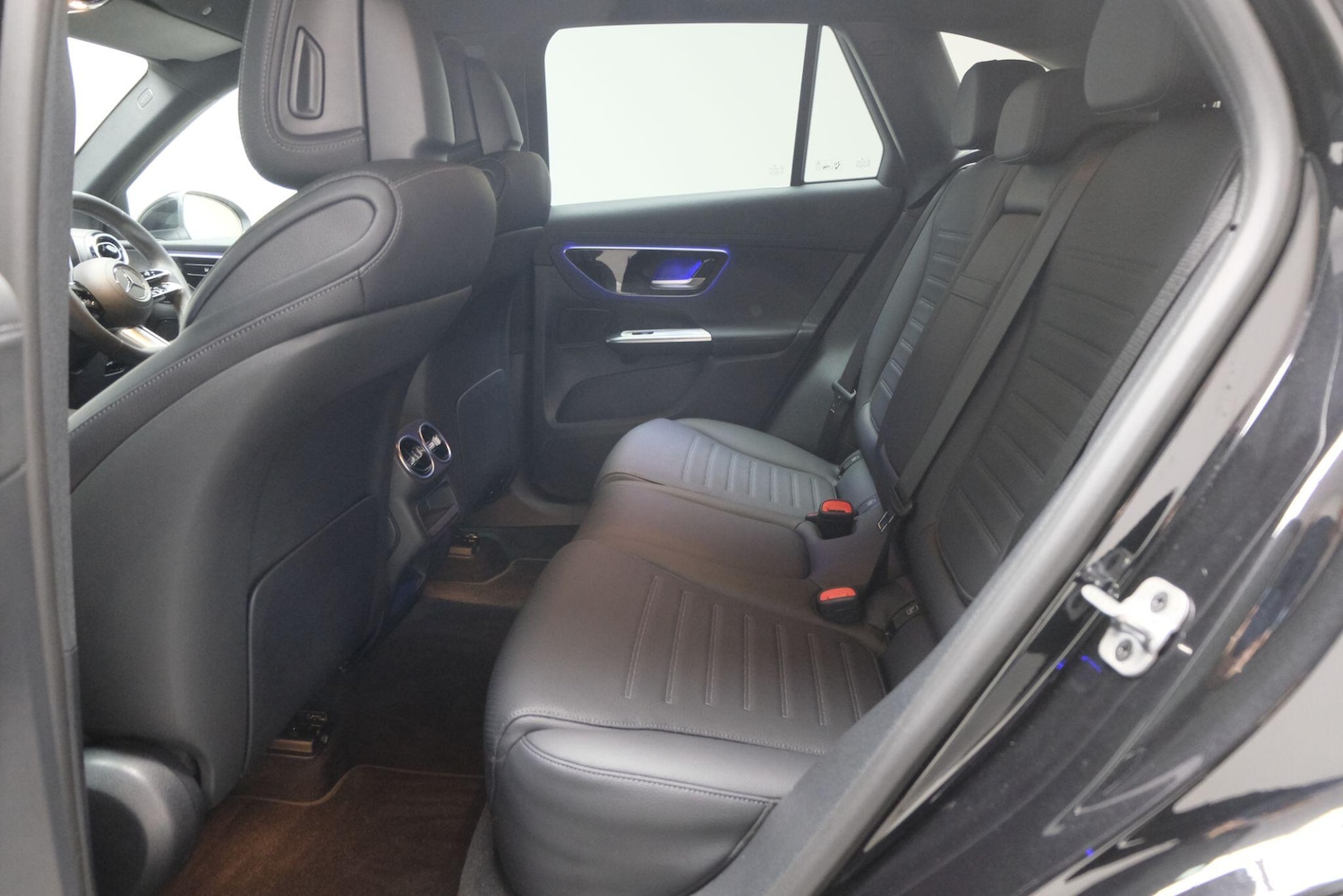 Used Mercedes-Benz GLC 2023 for sale - 76121371: Photo 14