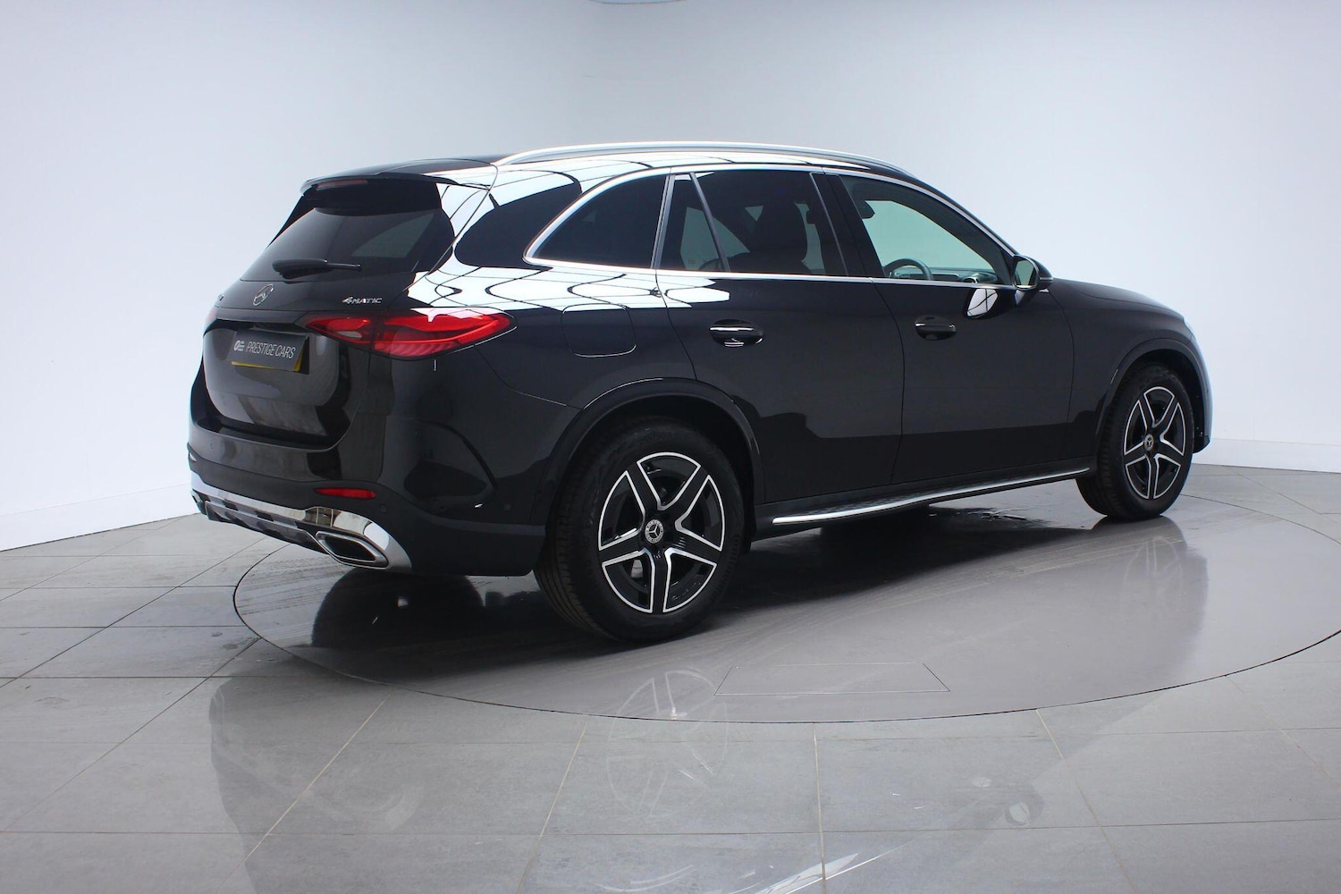 Used Mercedes-Benz GLC 2023 for sale - 76121371: Photo 5