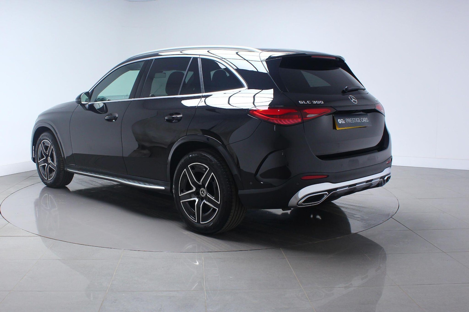 Used Mercedes-Benz GLC 2023 for sale - 76121371: Photo 7