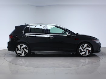 Used Volkswagen Golf 2024 for sale - 75609334: Photo