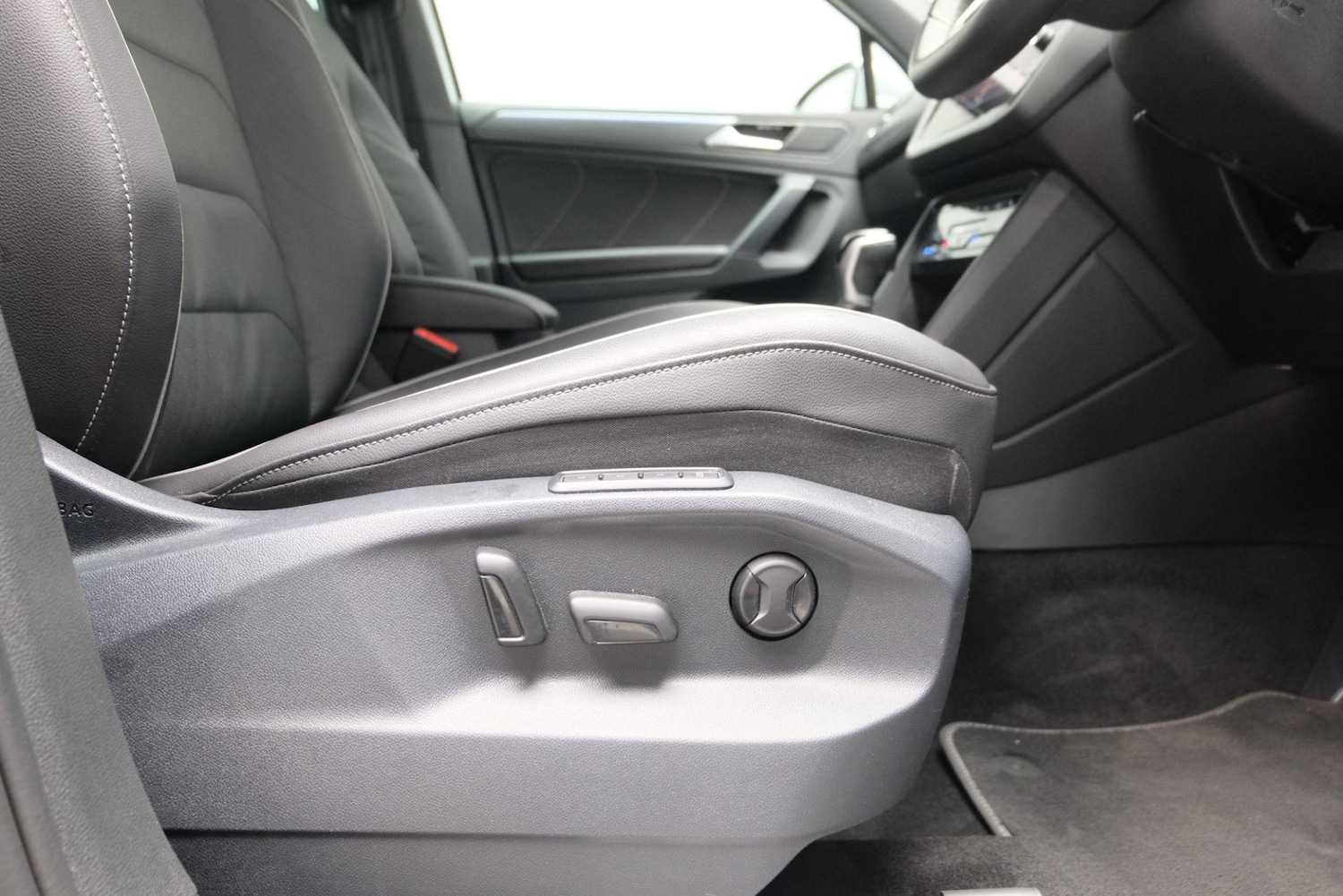 Vehicle 33