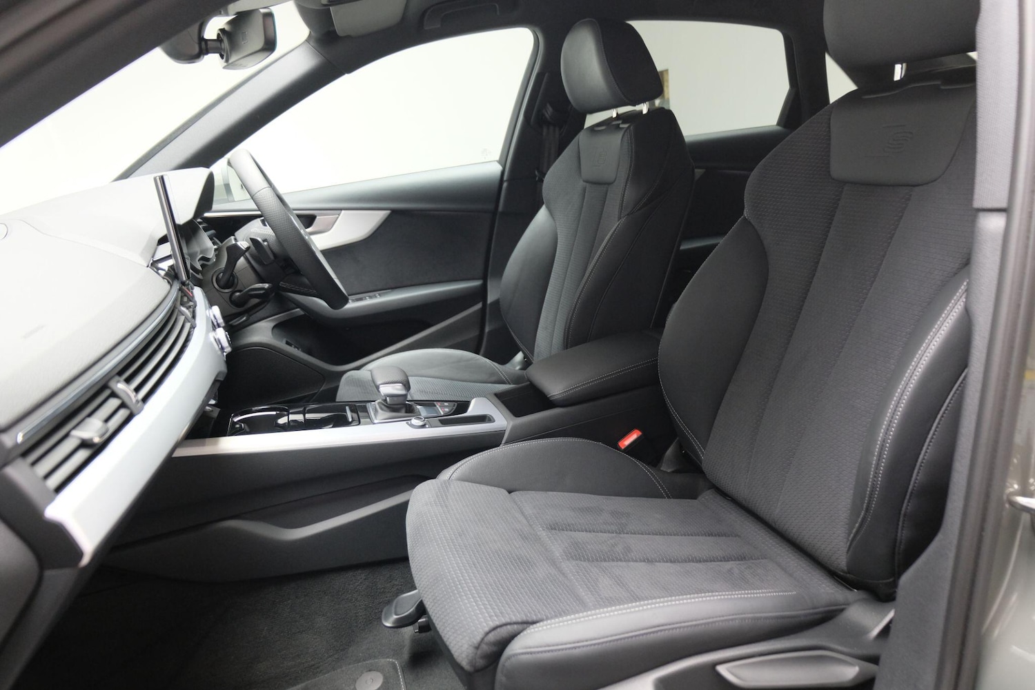 Used Audi A4 2024 for sale - 76122224: Photo 13