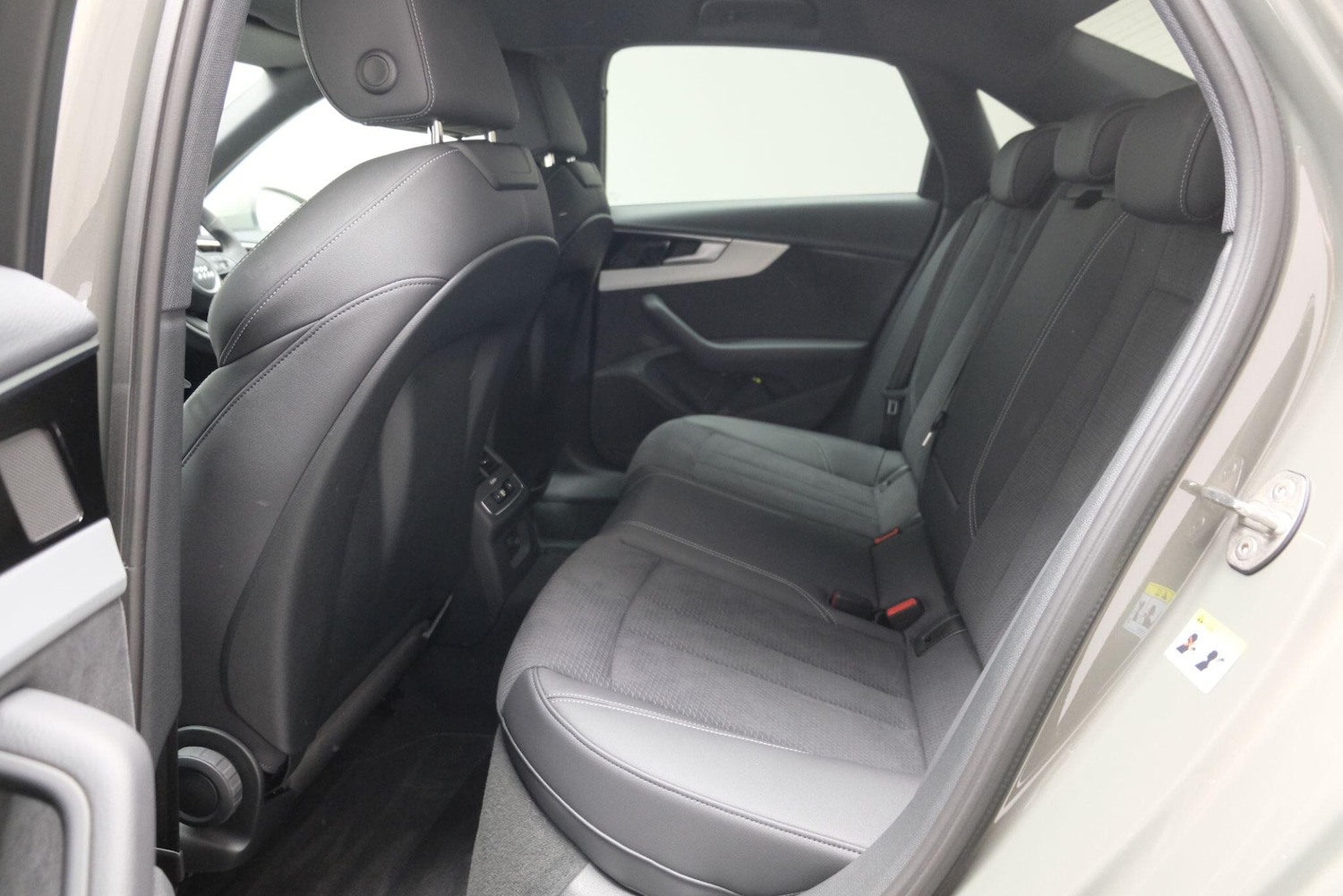 Used Audi A4 2024 for sale - 76122224: Photo 14