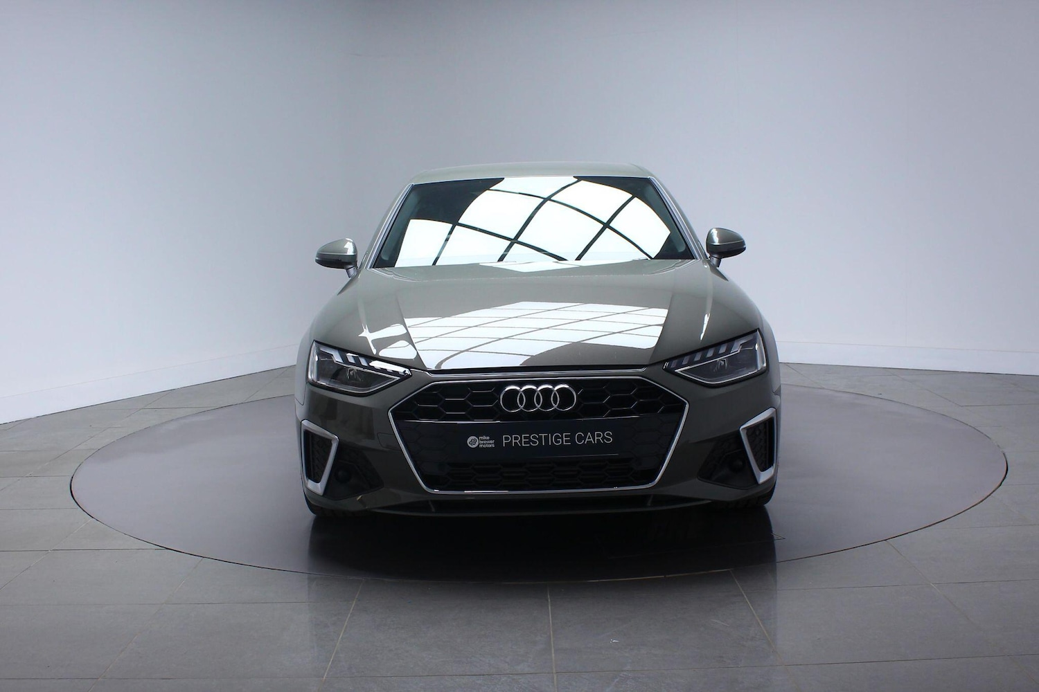 Used Audi A4 2024 for sale - 76122224: Photo 2