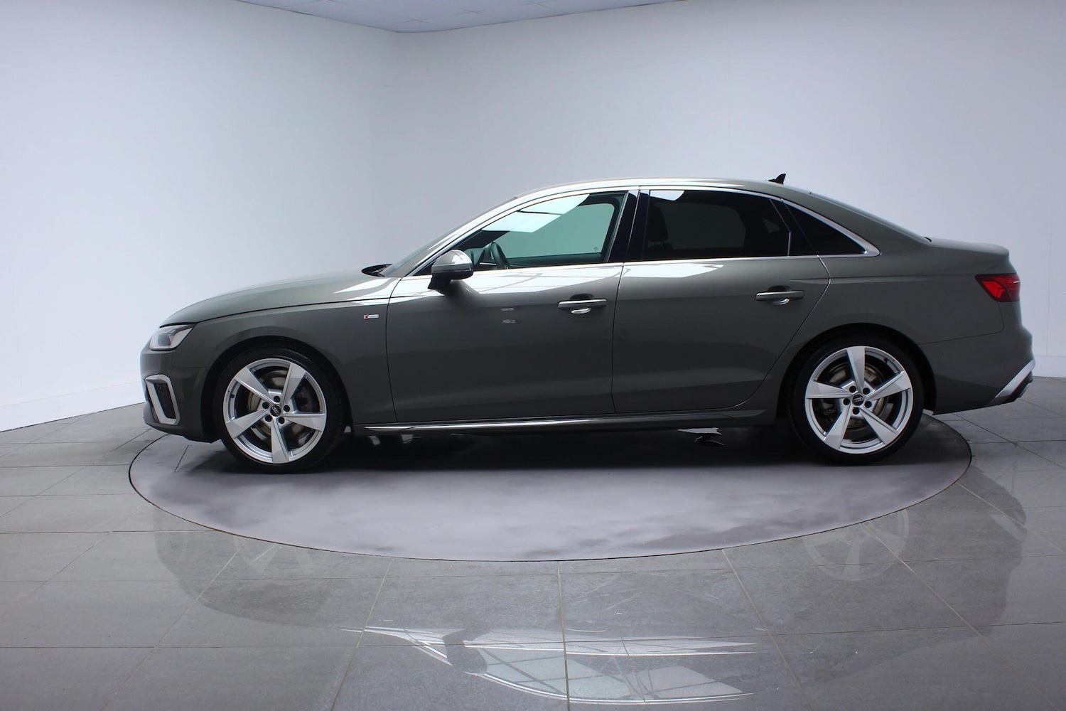 Used Audi A4 2024 for sale - 76122224: Photo 8